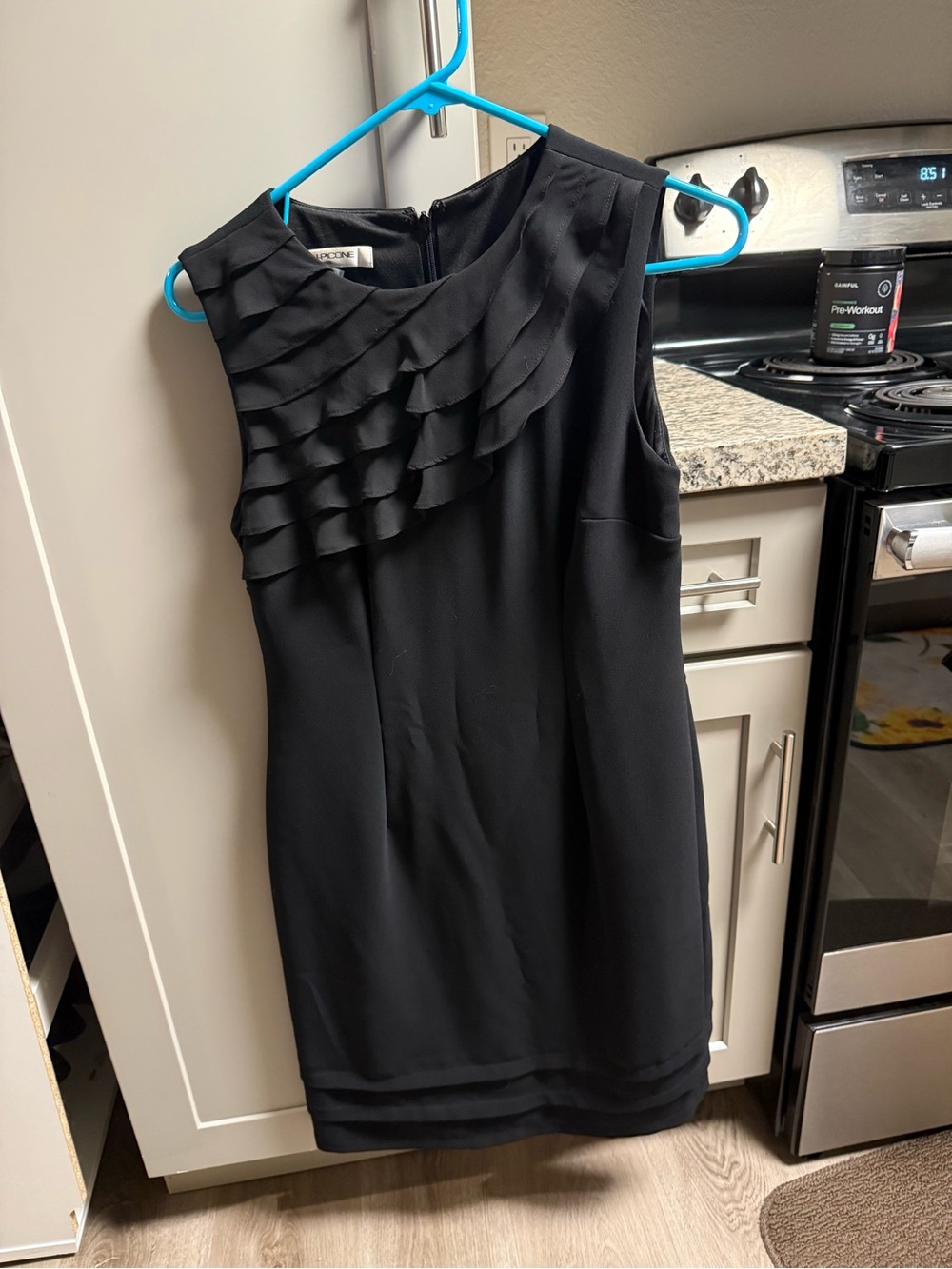 Evan Picone Black Sleeveless Layered-Ruffle Mini Dress